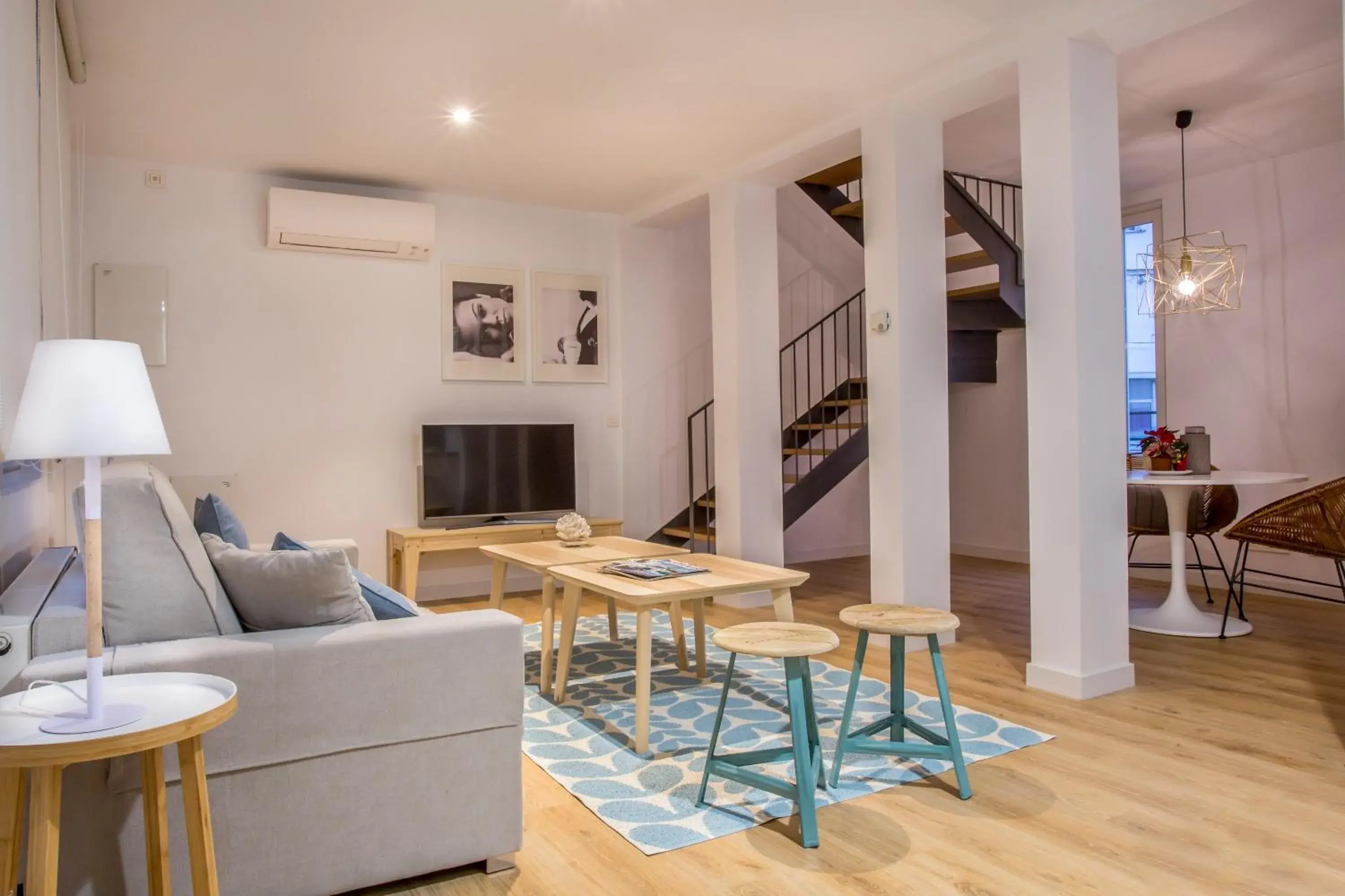 Duplex Apartment in Slow Suites Luchana Duplex Apartment in Slow Suites Luchana