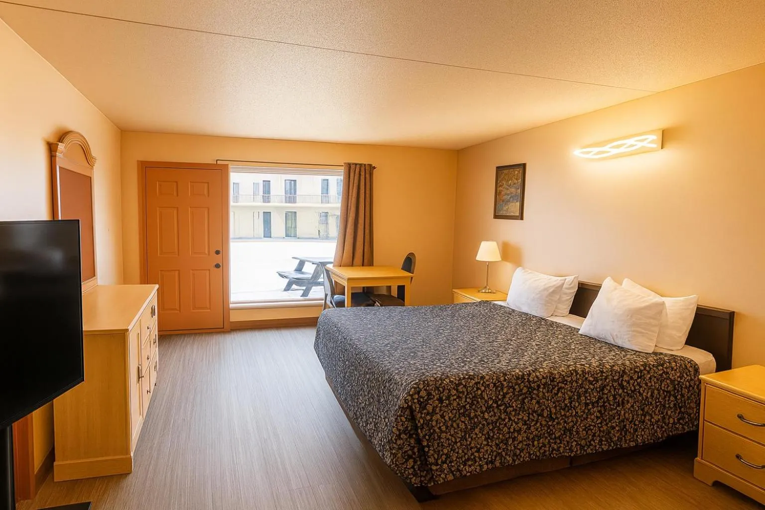 Standard King Room in Motel St-Eustache