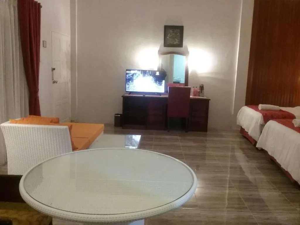 Bed in Parapat View Hotel