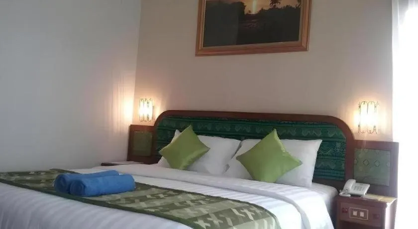 Bed in Parapat View Hotel