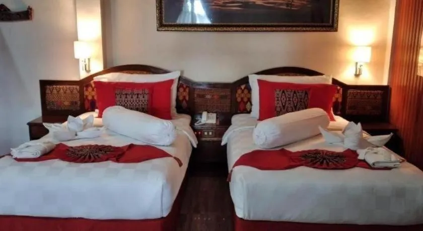 Bed in Parapat View Hotel