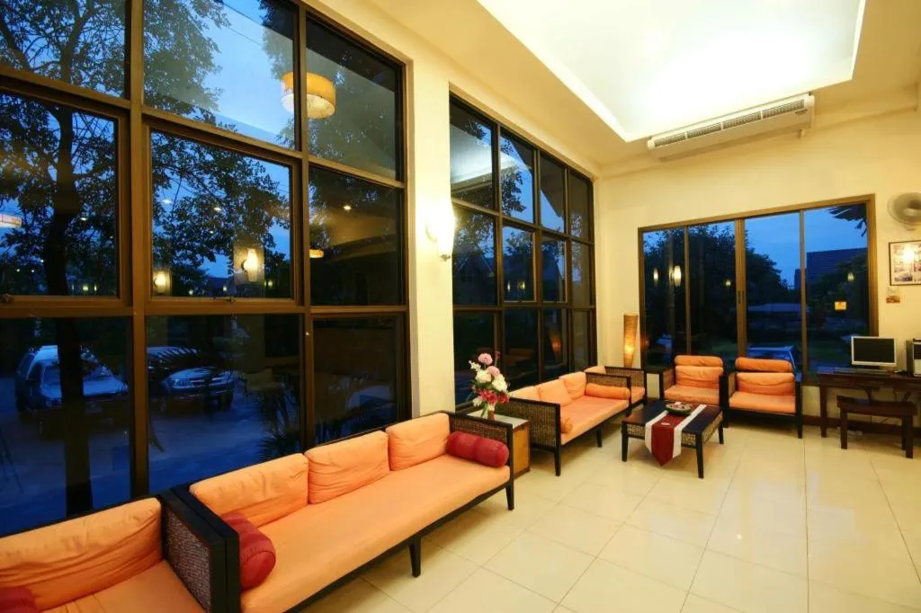 Home and Hill Resort