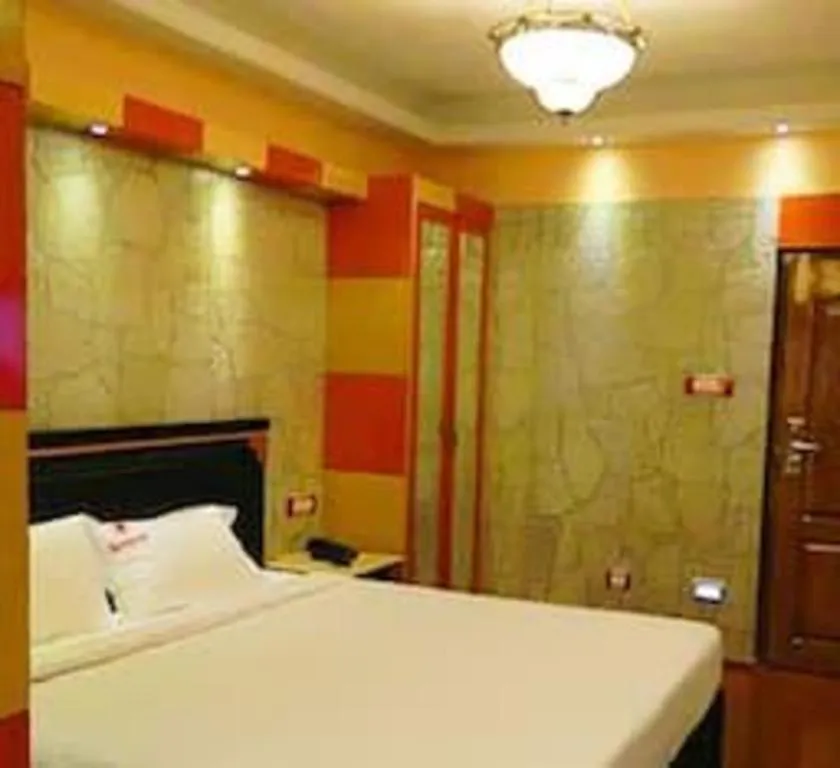 Bed in Sun Park Grand Hotel