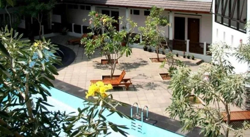 Laut Biru Resort Hotel