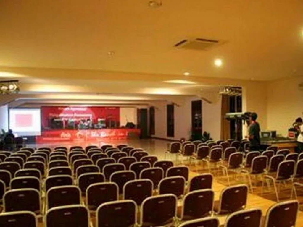 Laut Biru Resort Hotel