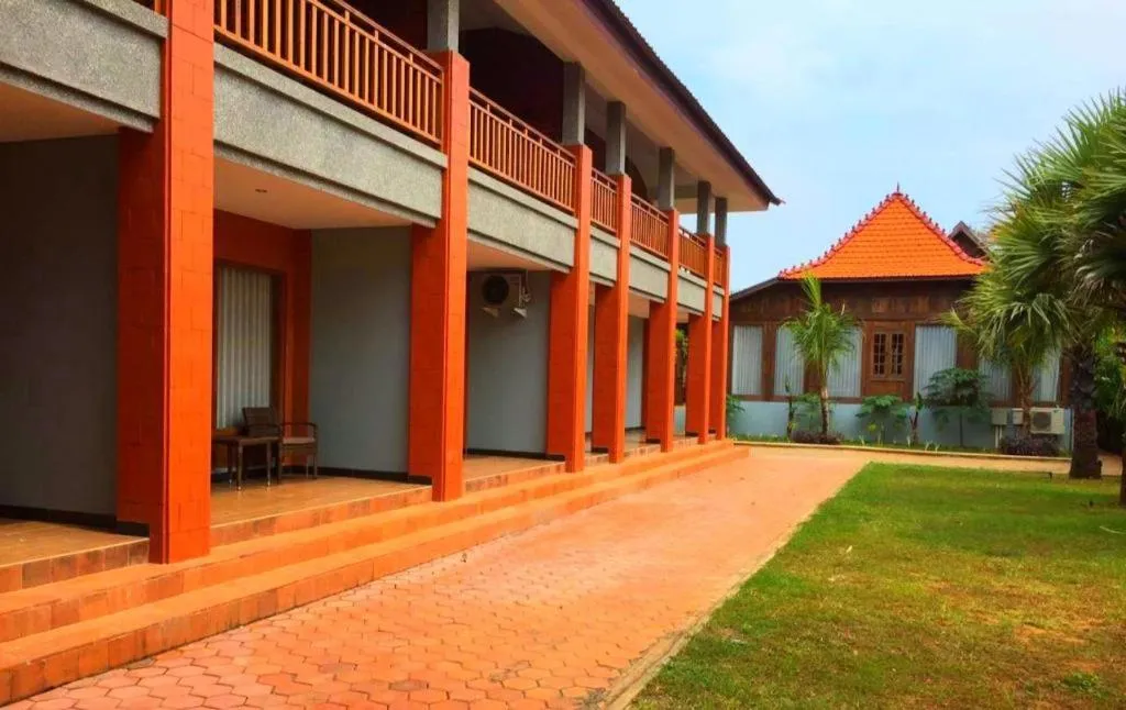 ONO JOGLO RESORT AND CONVENTION JEPARA