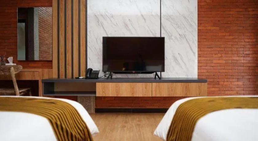 ONO JOGLO RESORT AND CONVENTION JEPARA