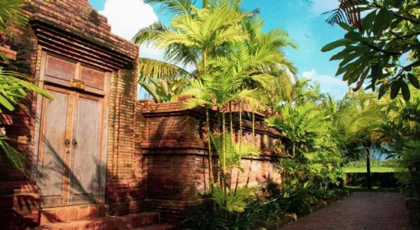 ONO JOGLO RESORT AND CONVENTION JEPARA