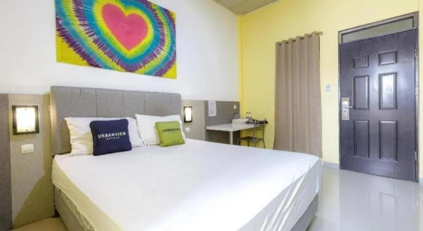 Bed in Urbanview Hotel Delima 101 Syariah