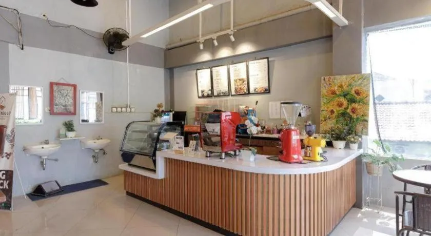 Urbanview Hotel Delima 101 Syariah