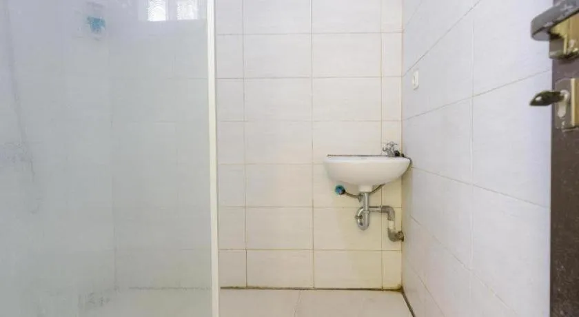 Urbanview Hotel Delima 101 Syariah