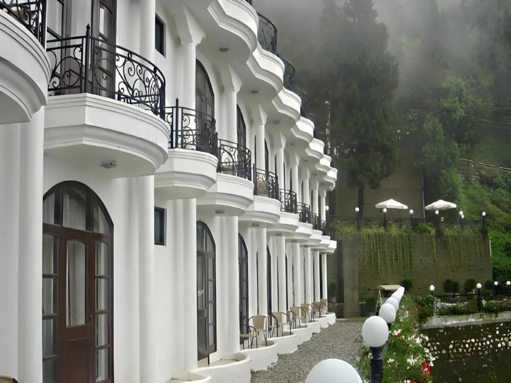 Mussoorie Gateway Hotel