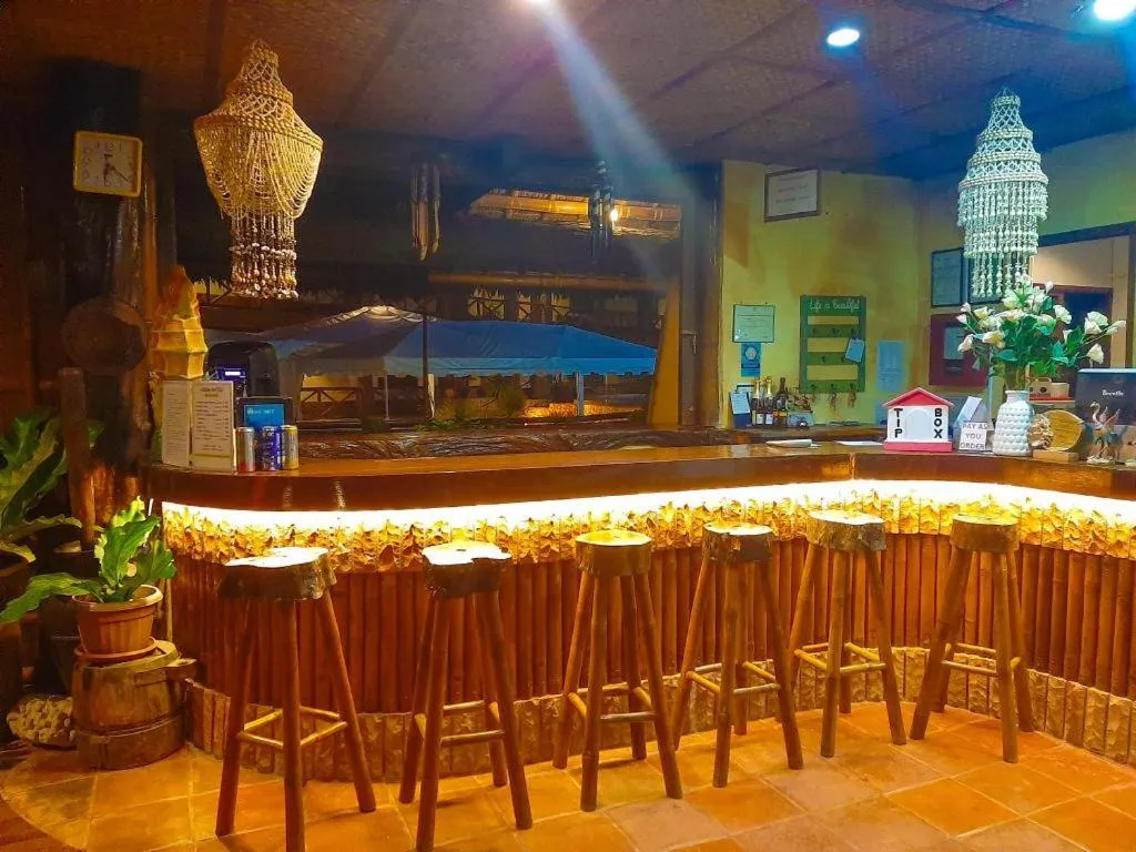 Nataasan Beach Resort and Dive Center