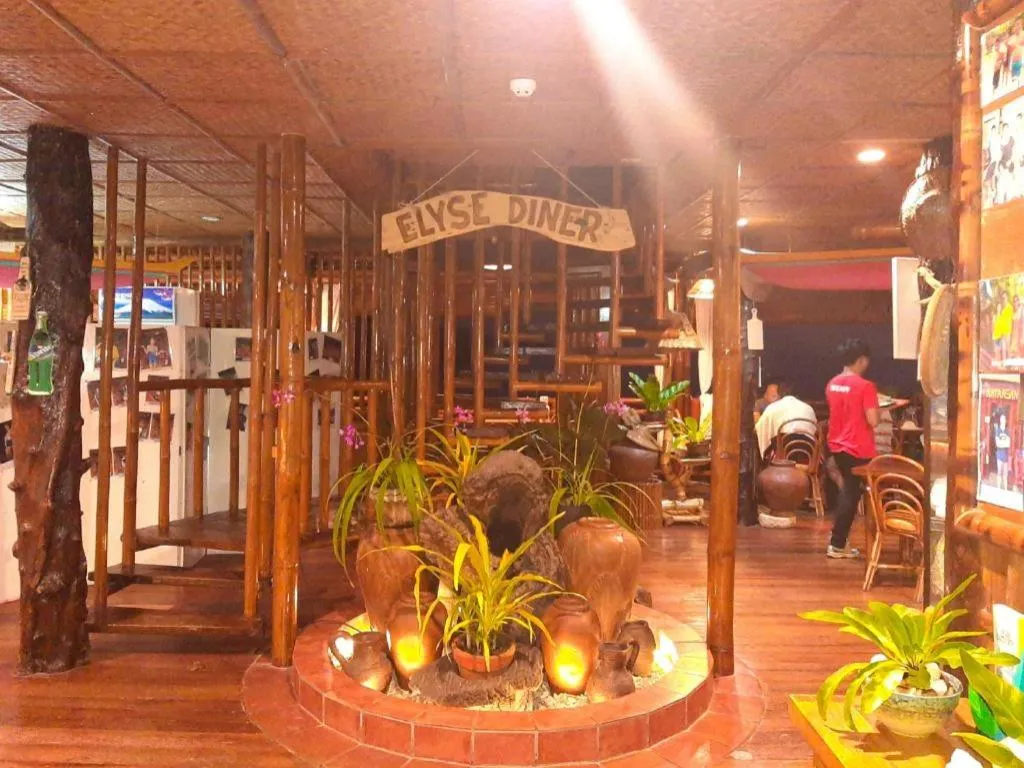 Nataasan Beach Resort and Dive Center