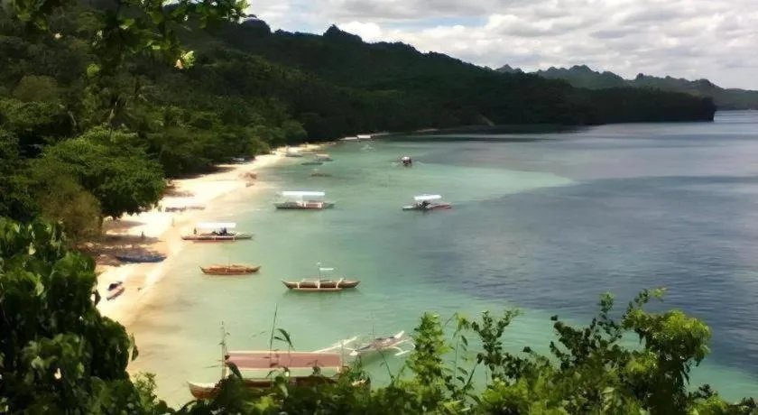 Nataasan Beach Resort and Dive Center