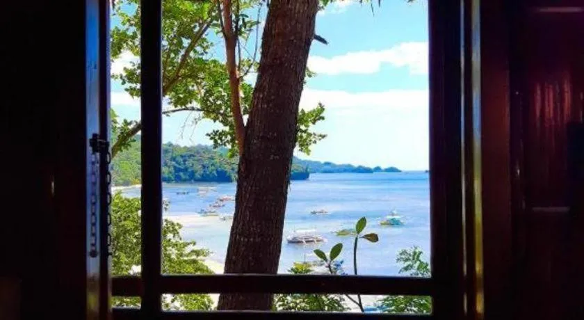 Nataasan Beach Resort and Dive Center