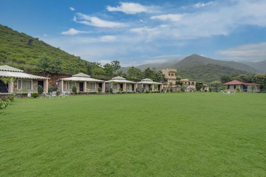 Kavish Holiday Hill Resort n Spa - Udaipur