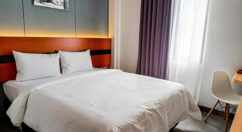 Bed in Queen Boutique Hotel Simpang Lima