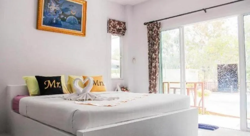 Bed in Charm Resort Cha-am