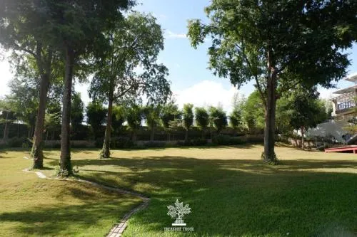 Treasure Trove Resort