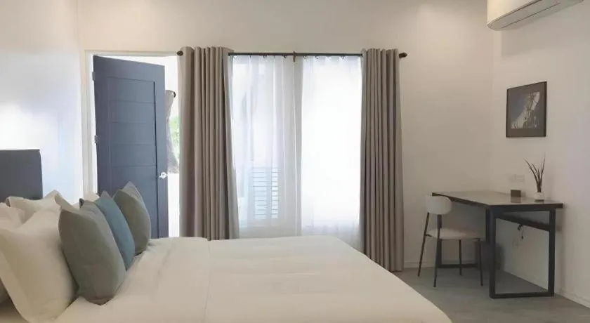 Bed in Steps Garden Resort