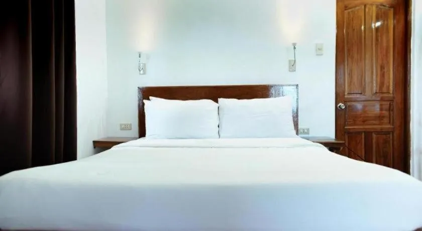 Bed in Steps Garden Resort