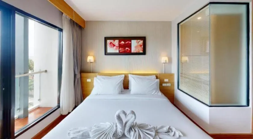 Bed in Coco Beach Resort