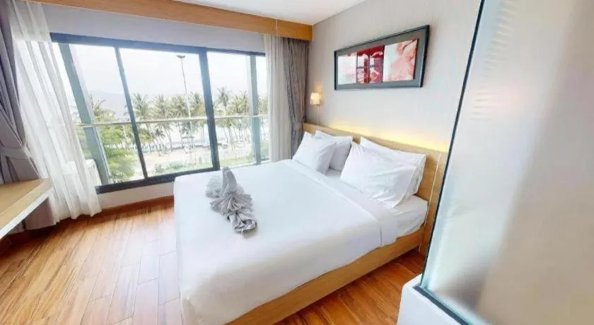 Bed in Coco Beach Resort