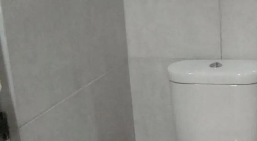 Royal Hotel n' Lounge