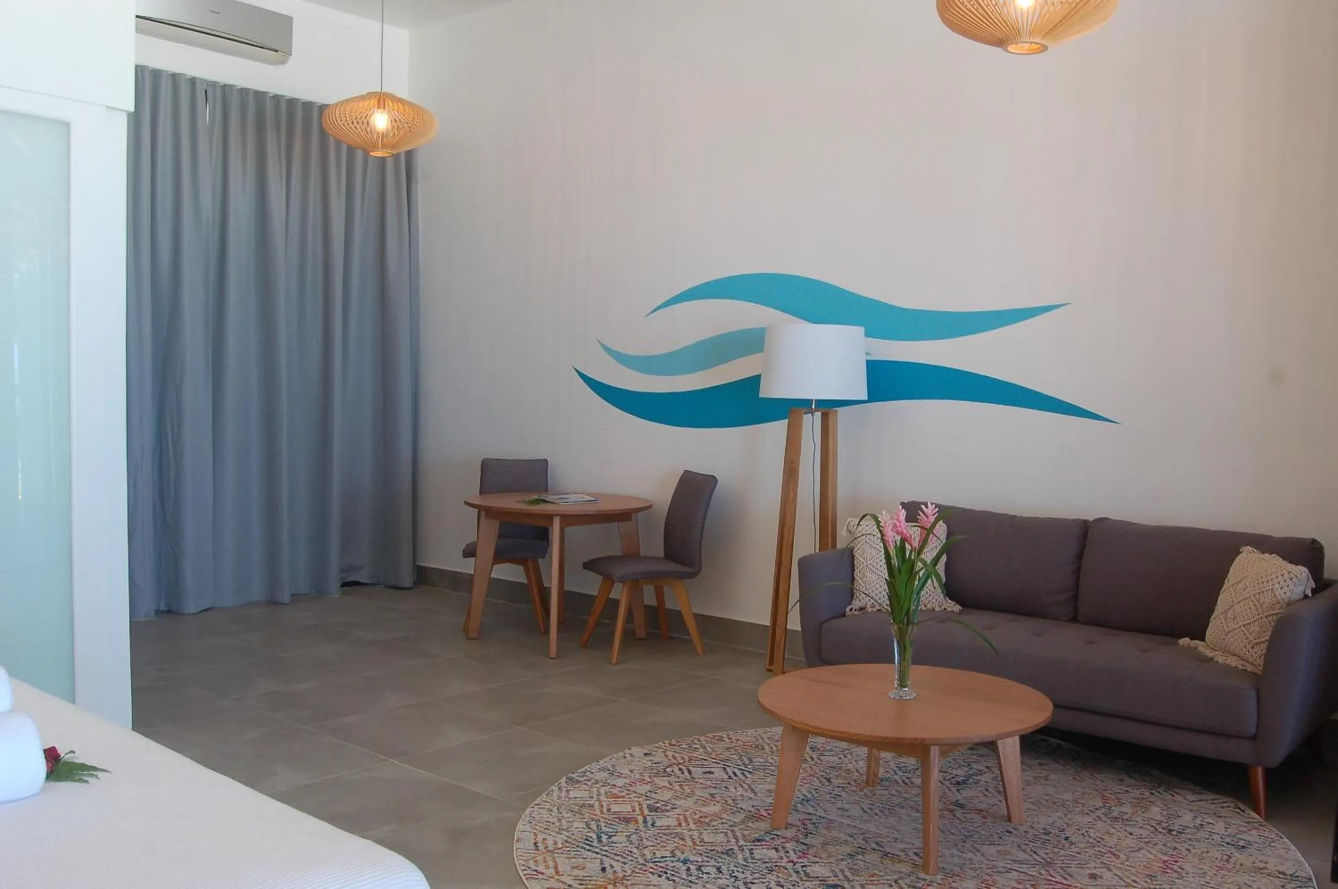 Barrier Beach Resort