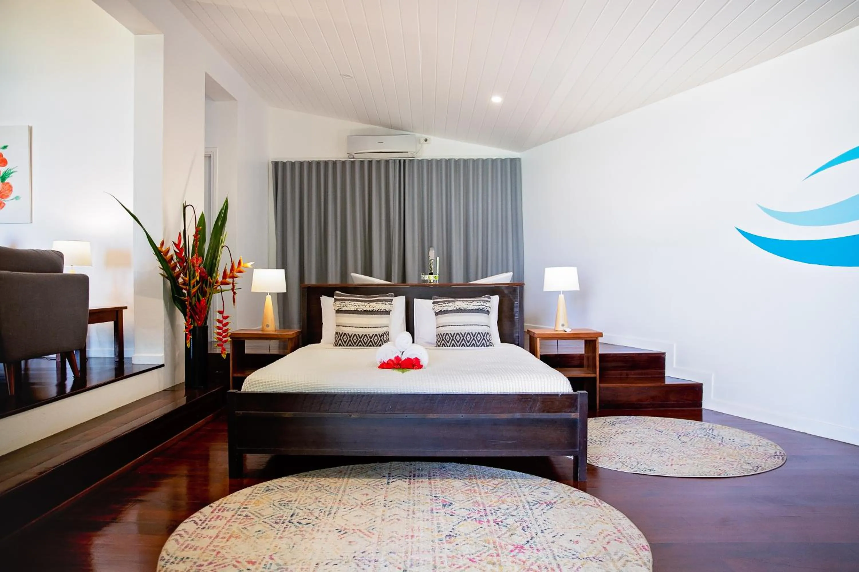 Bed in Barrier Beach Resort