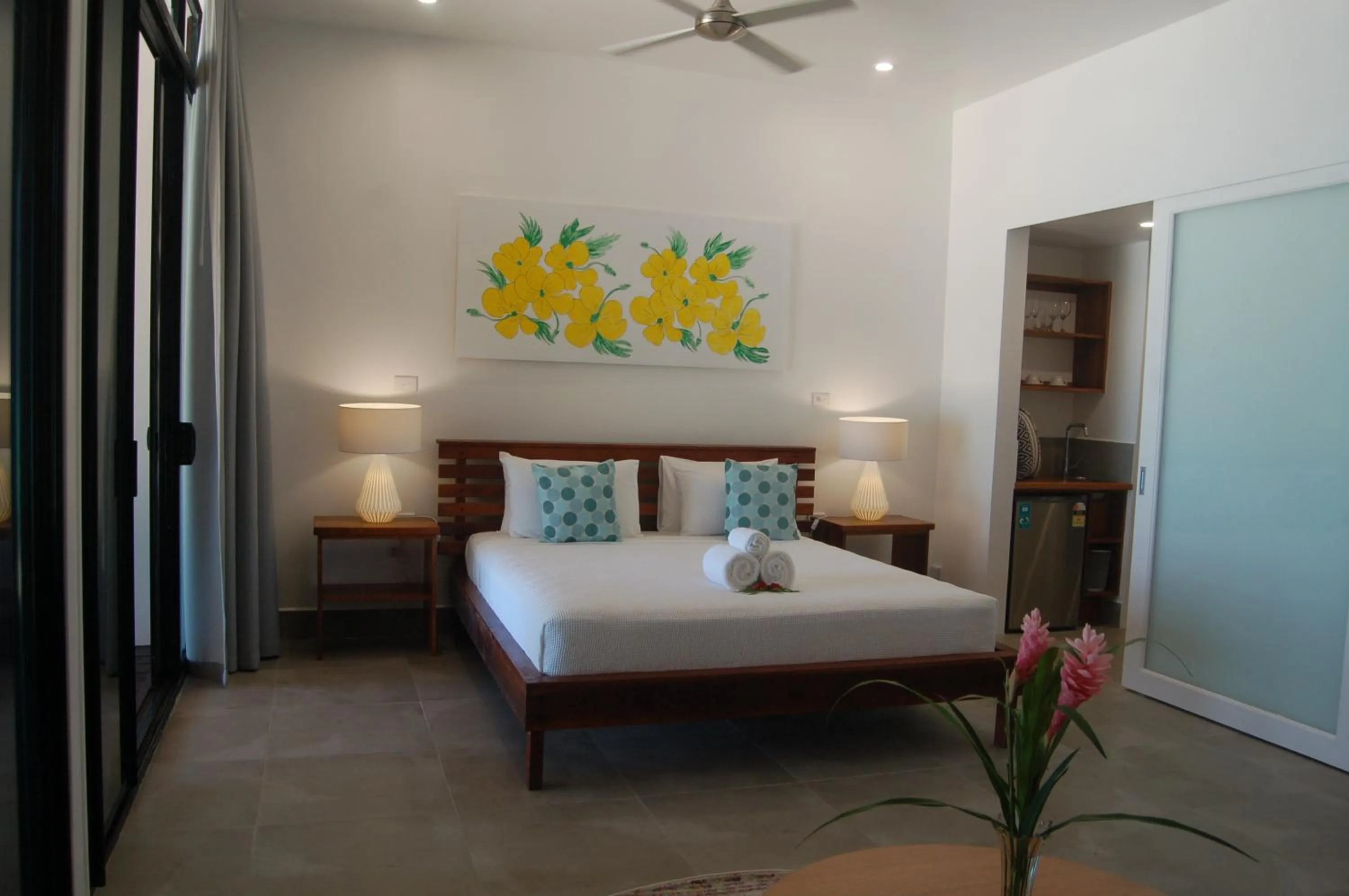 Bed in Barrier Beach Resort