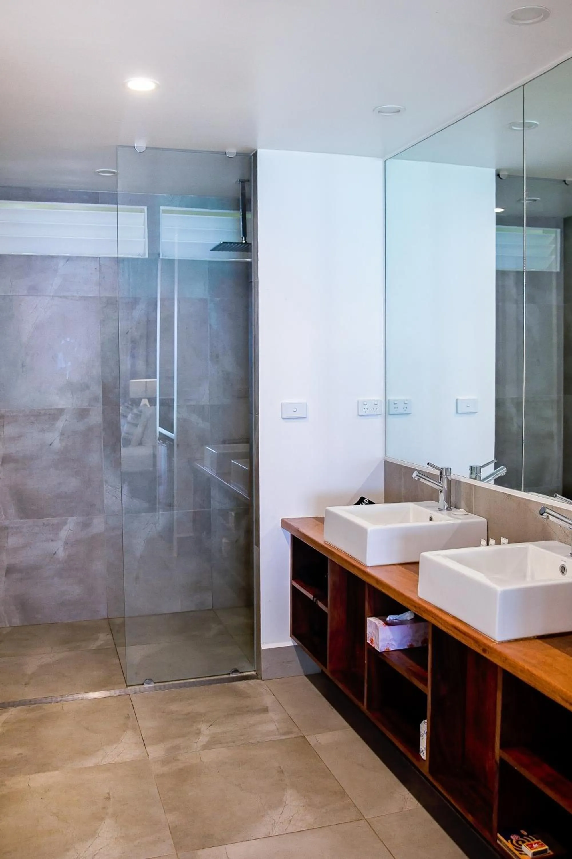 Barrier Beach Resort