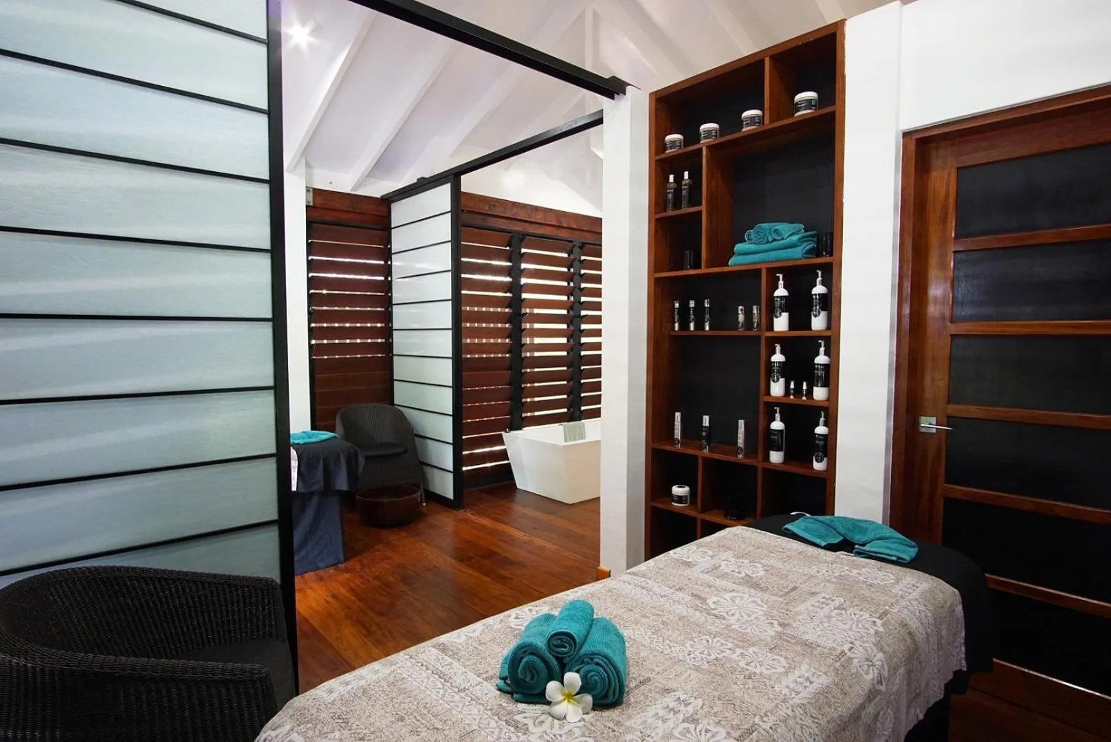 Massage, Bed in Barrier Beach Resort