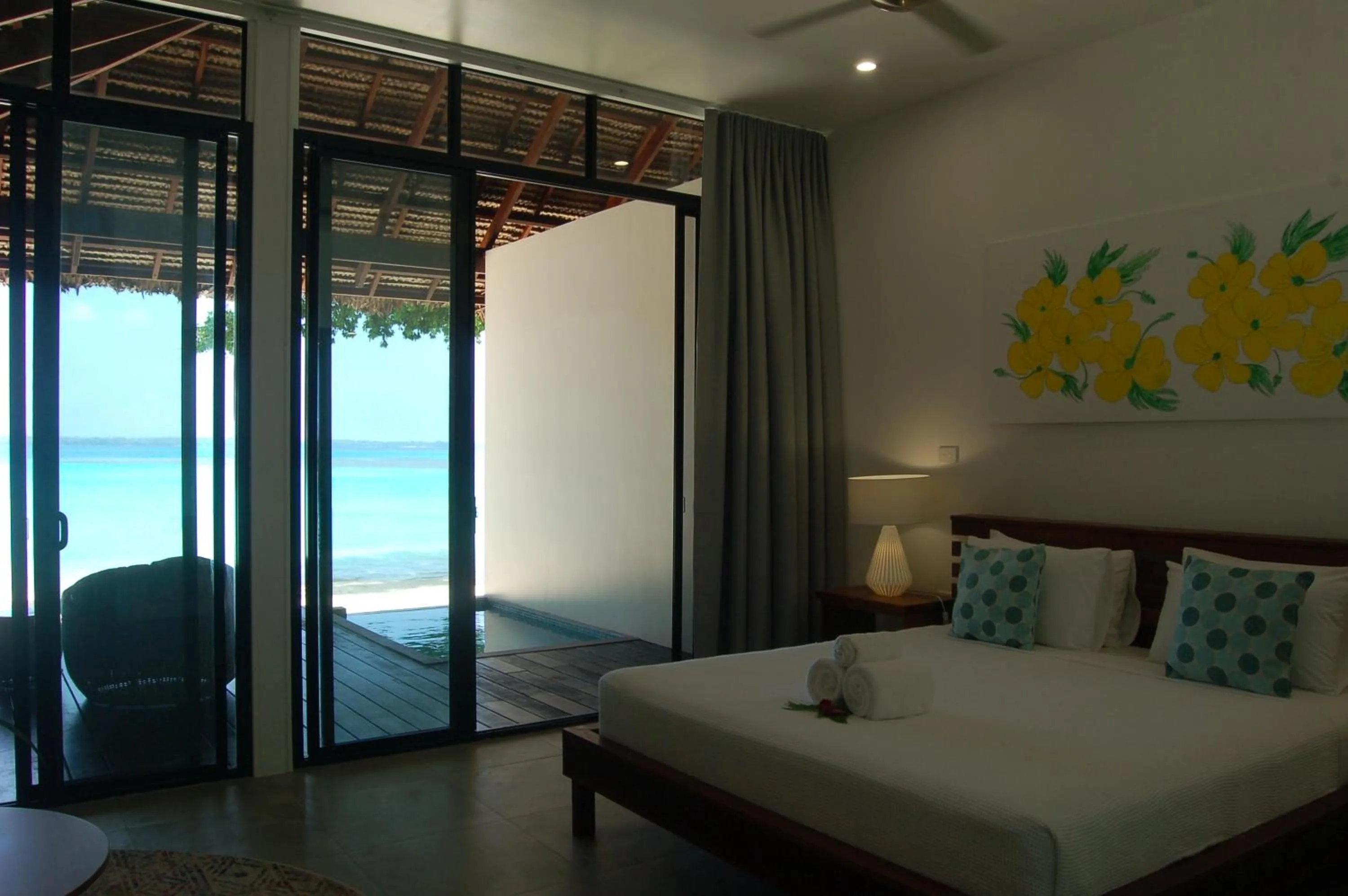 Bed in Barrier Beach Resort