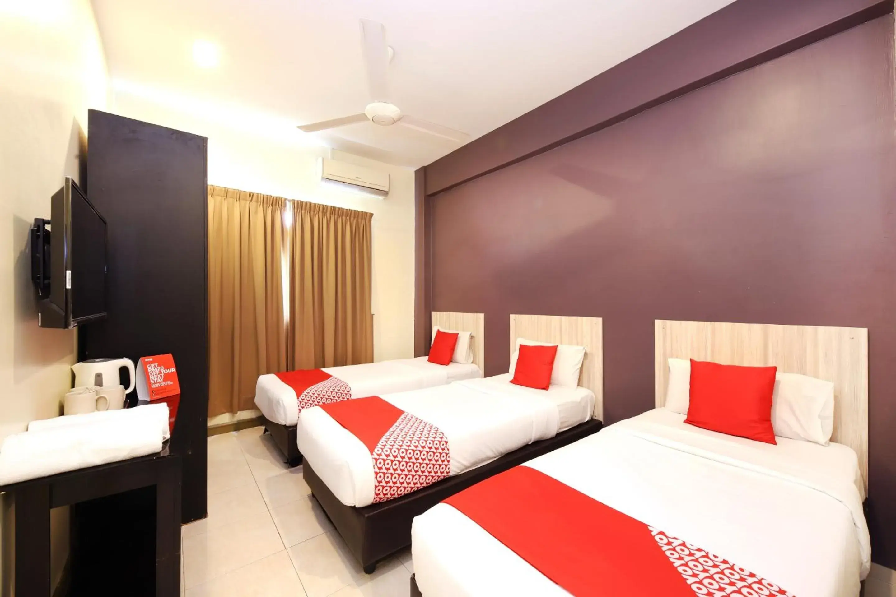 Superior Suite in Collection O Batu Ferringhi Beach formerly ESQ Ferringhi Superior Suite in Collection O Batu Ferringhi Beach formerly ESQ Ferringhi