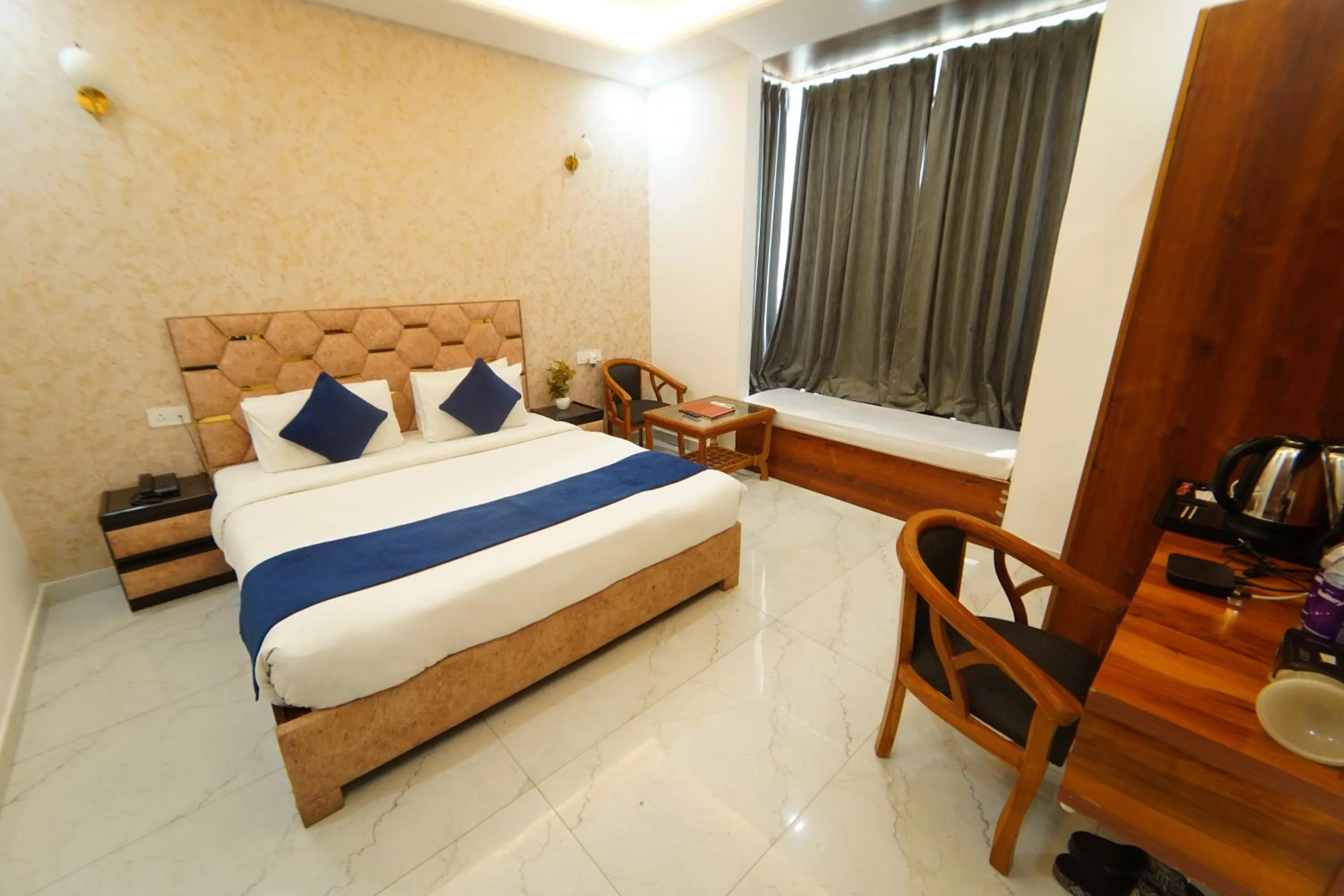 Bedroom in MK Regency