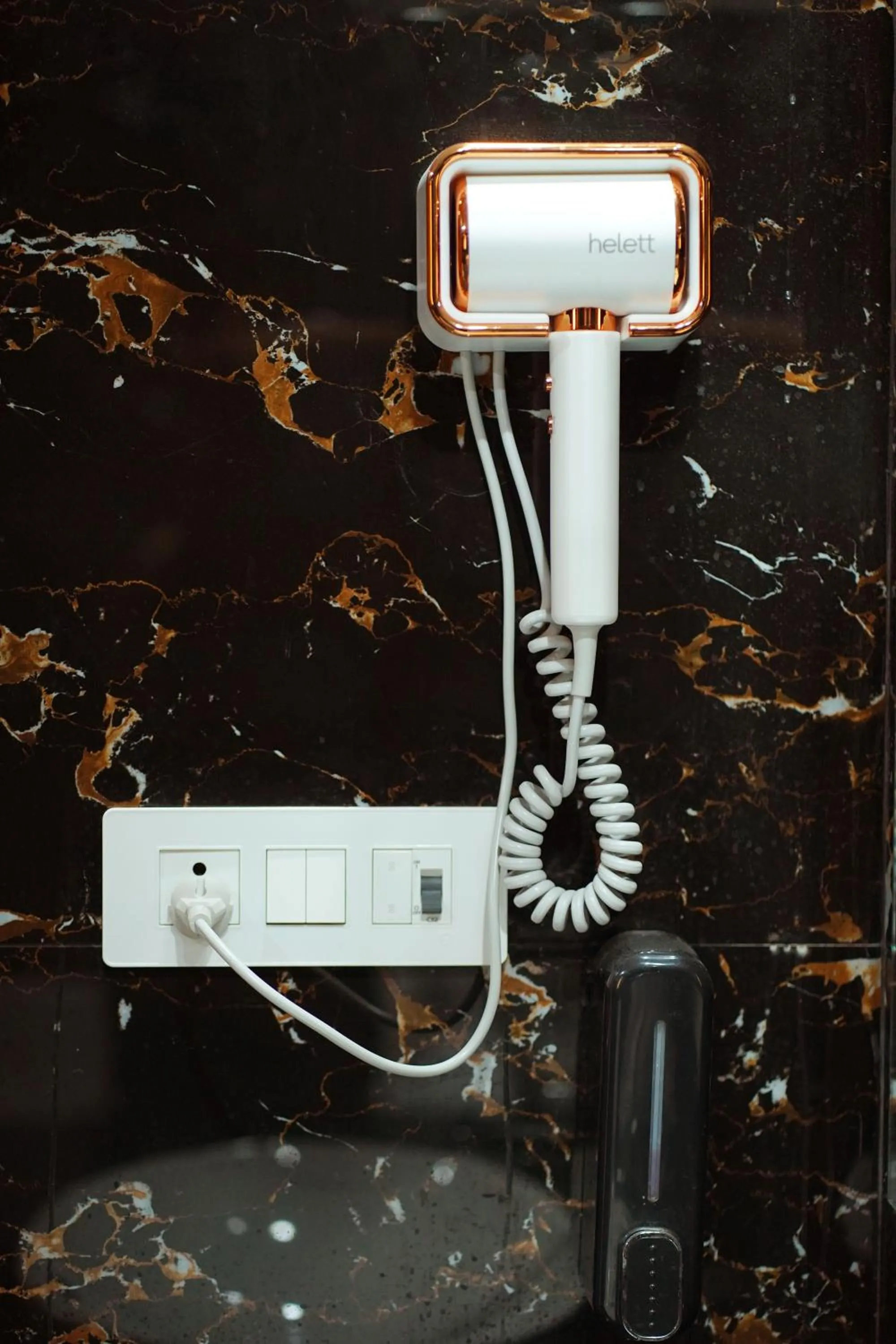 hair dryier in MK Regency