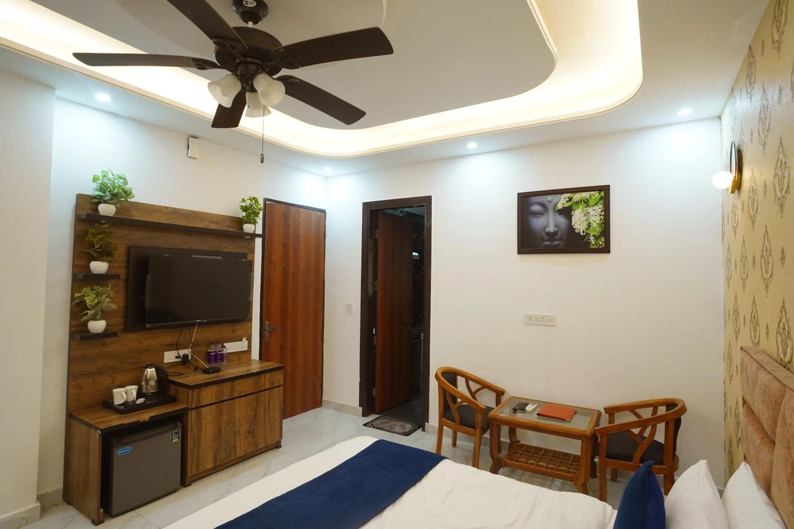 Bedroom in MK Regency