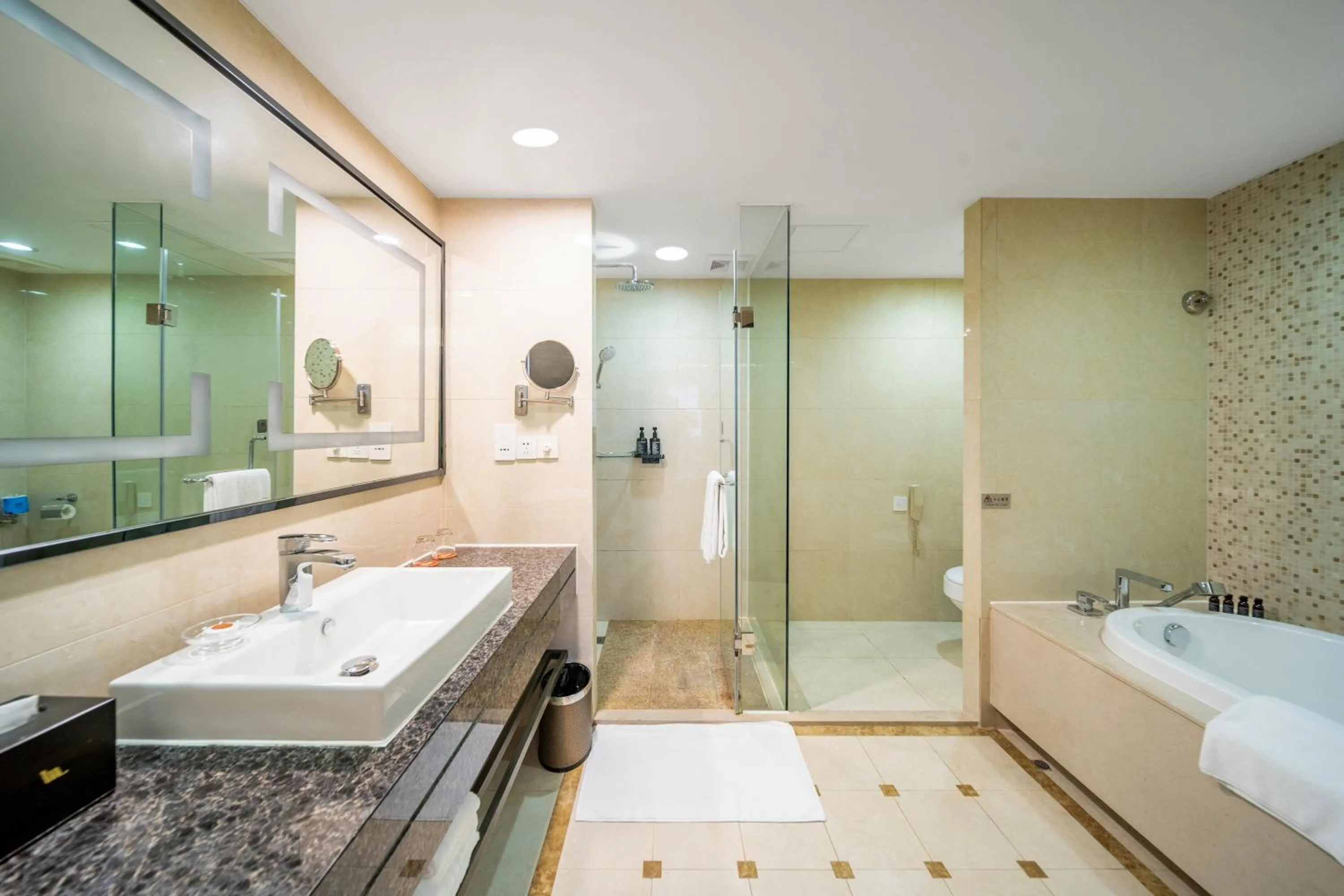 Zhongshan International Hotel