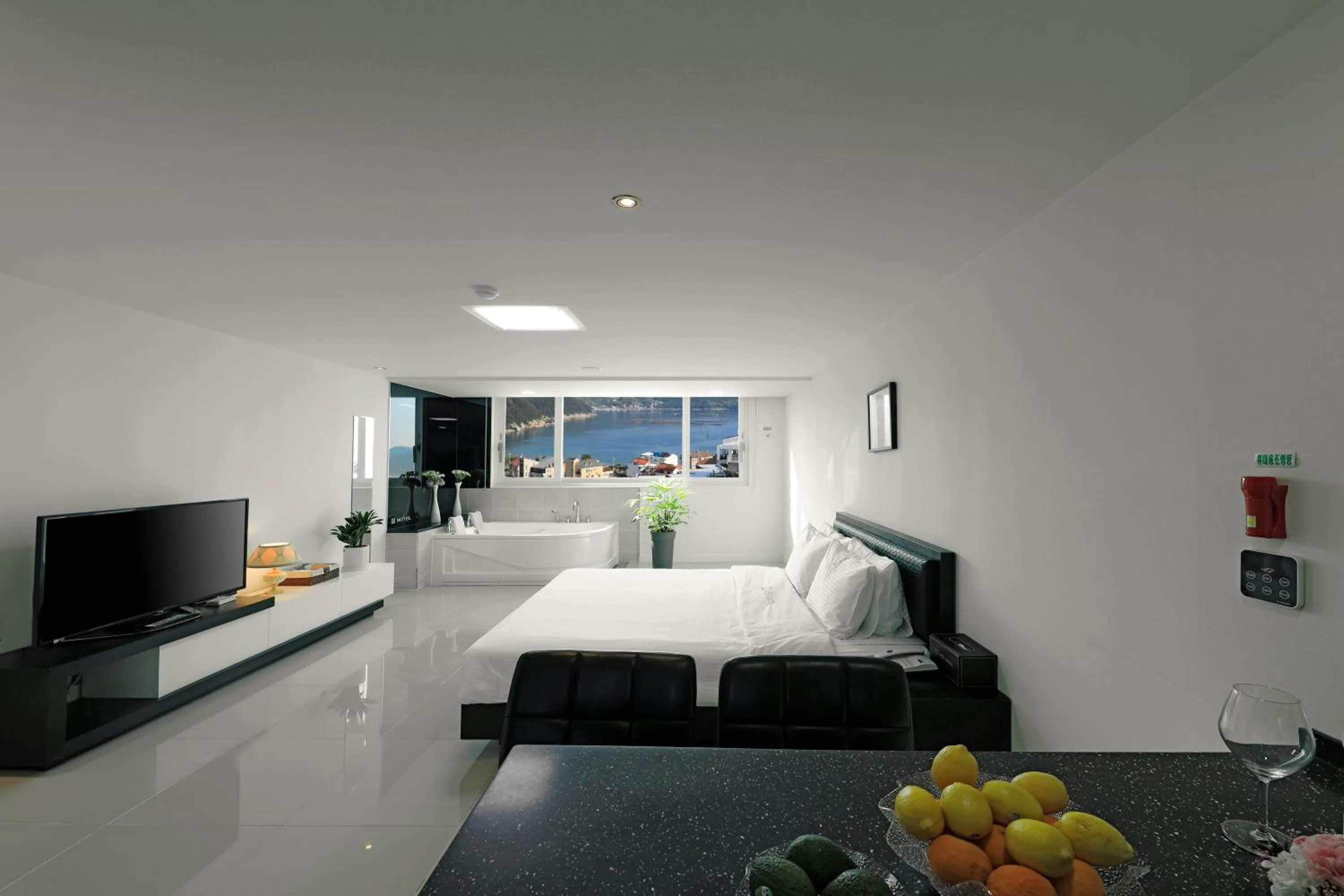 Bed in Doya Hotel Geoje