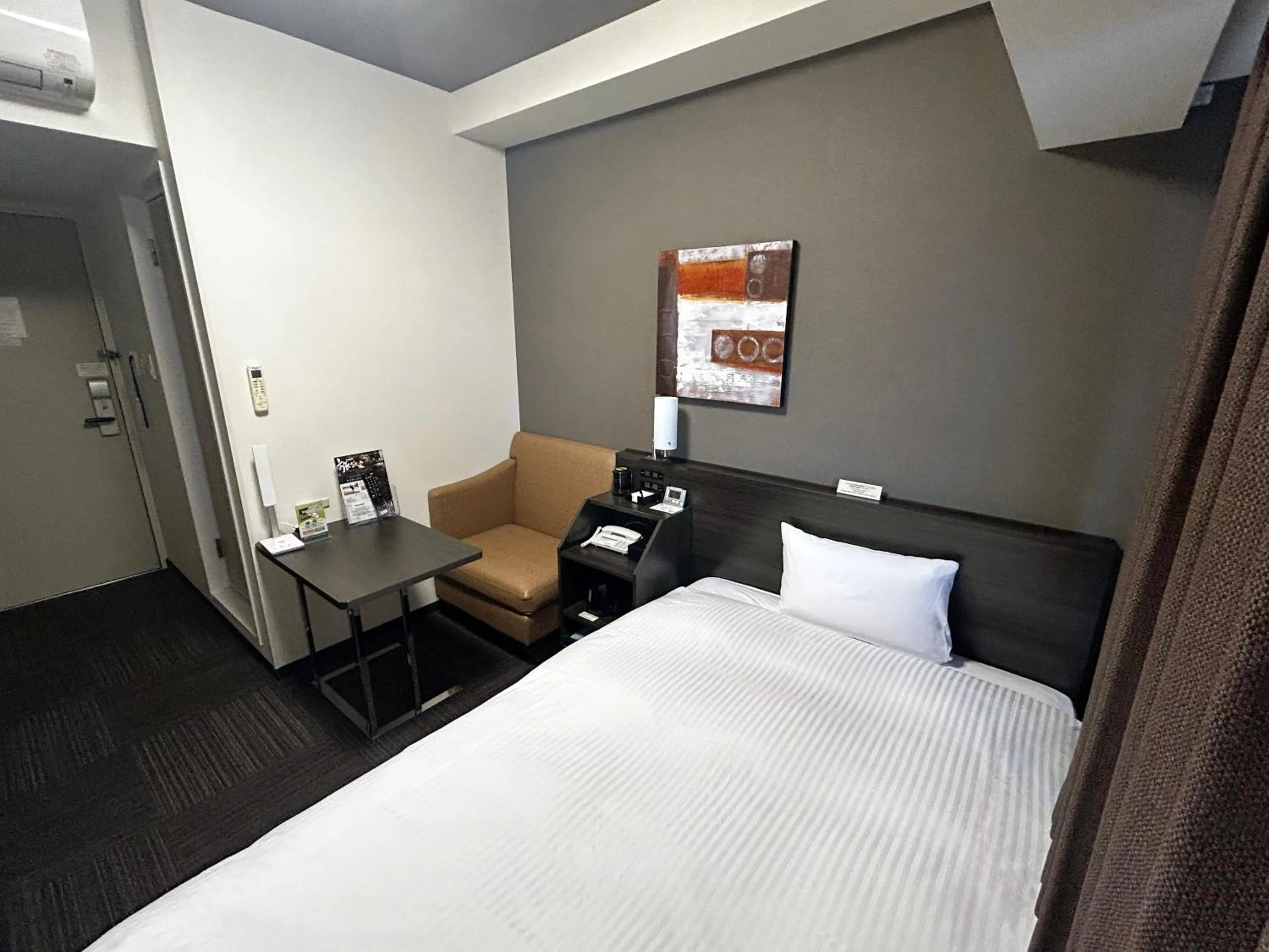 Bedroom, Bed in Hotel Route Inn Toyama Inter