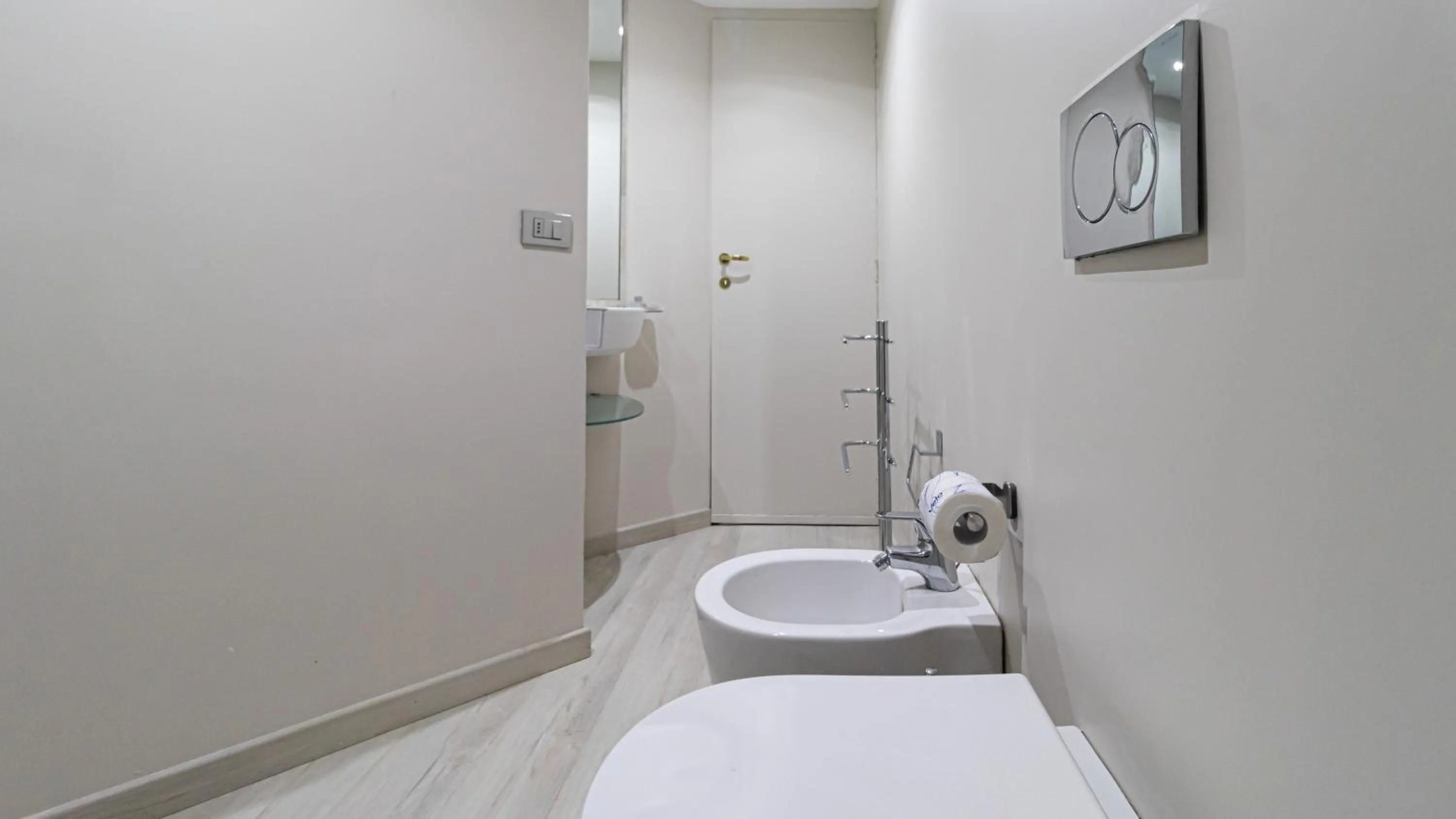 Bathroom in Italianway Easy - Gian Galeazzo 7