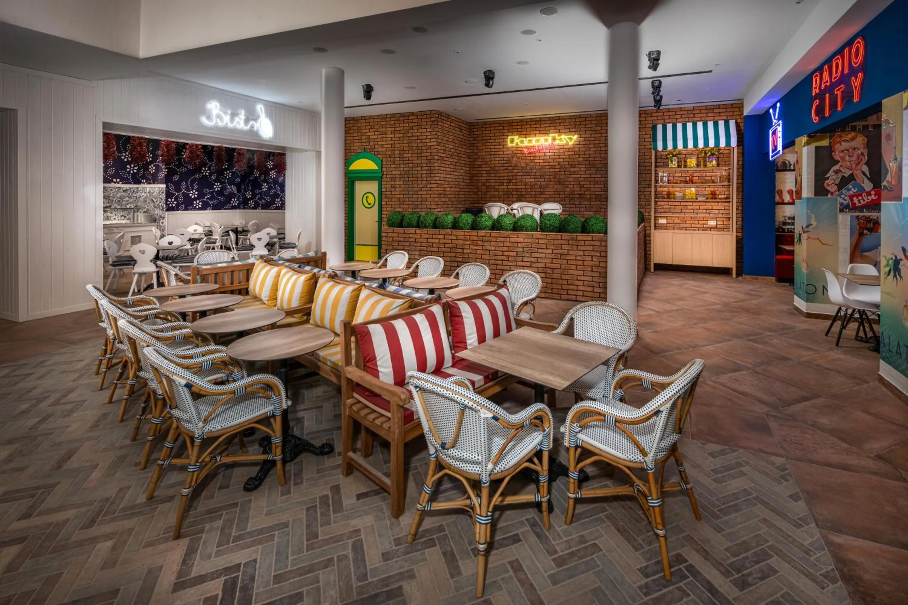 Restaurant/places to eat in Mamaison Vibe Hotel Downtown Budapest