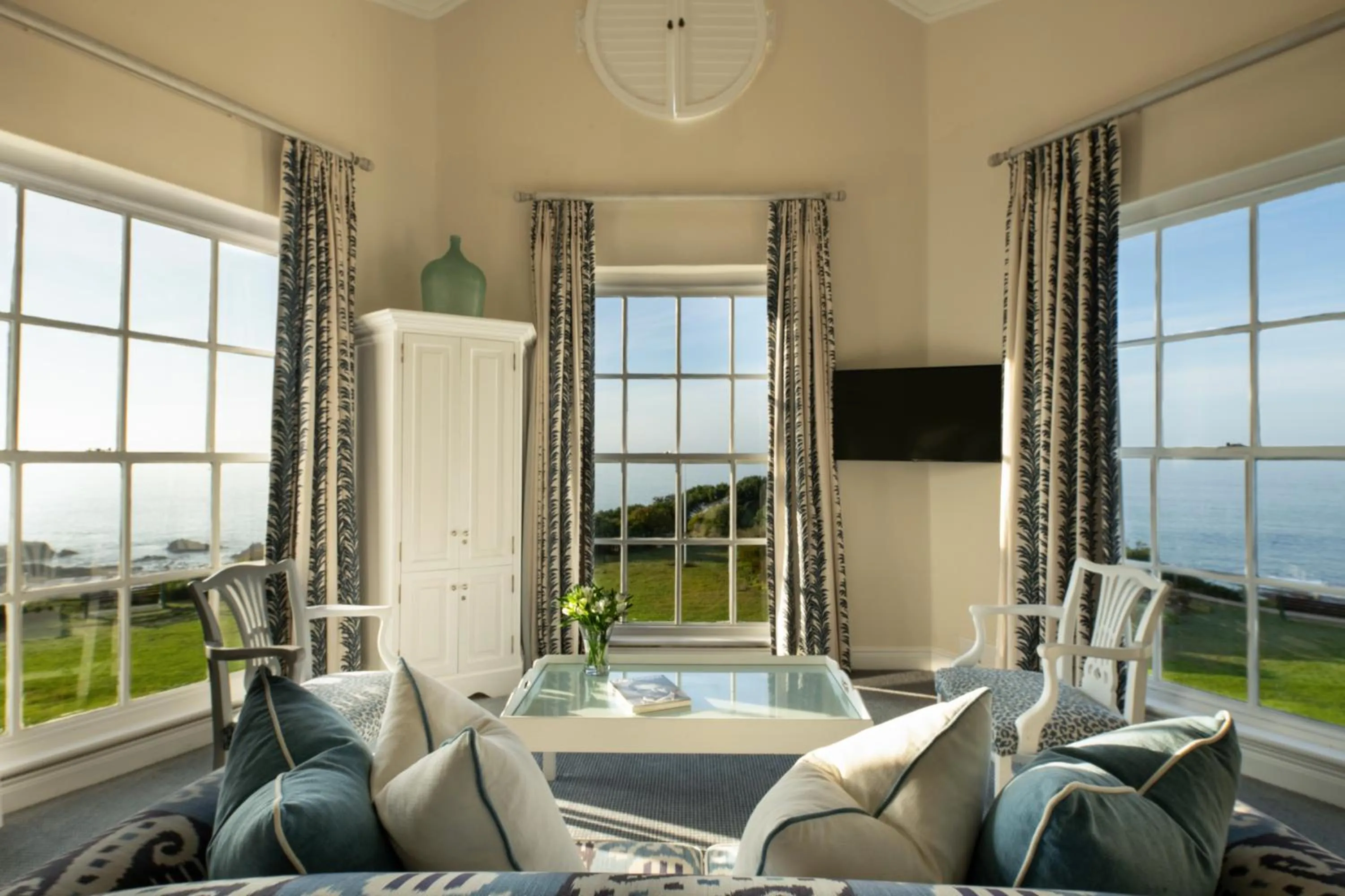 Bedroom in The Marine Hermanus