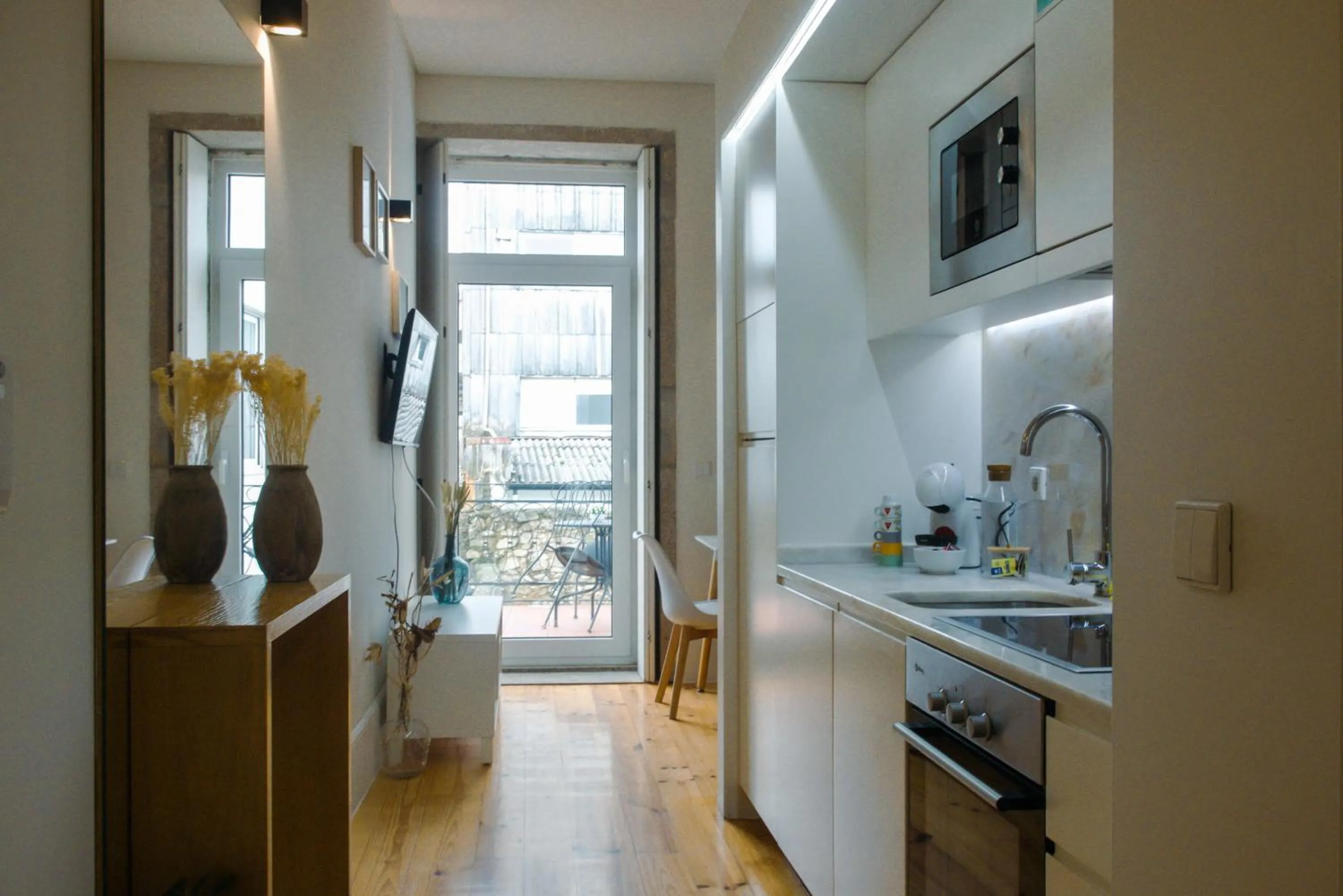 Two-Bedroom Apartment in Belas Artes Apartments