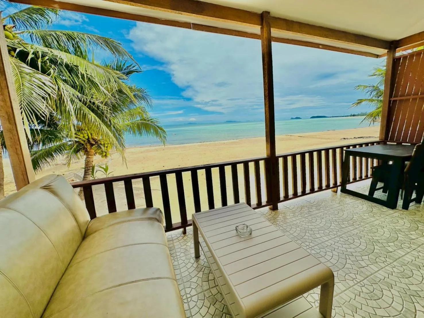 Balcony/Terrace in The Scenery Beach Resort
