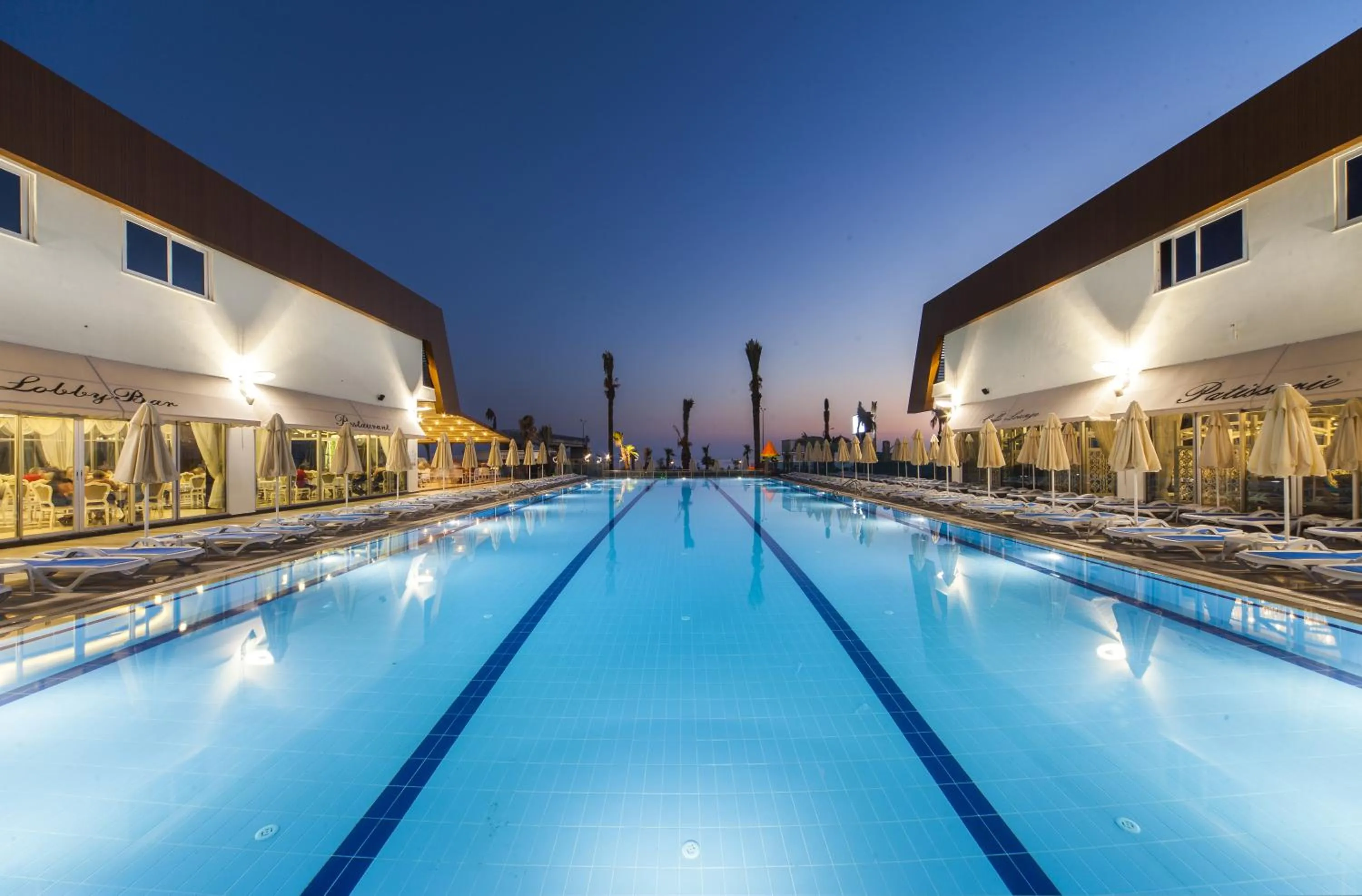 Pool view in Sun Star Resort Hotel
