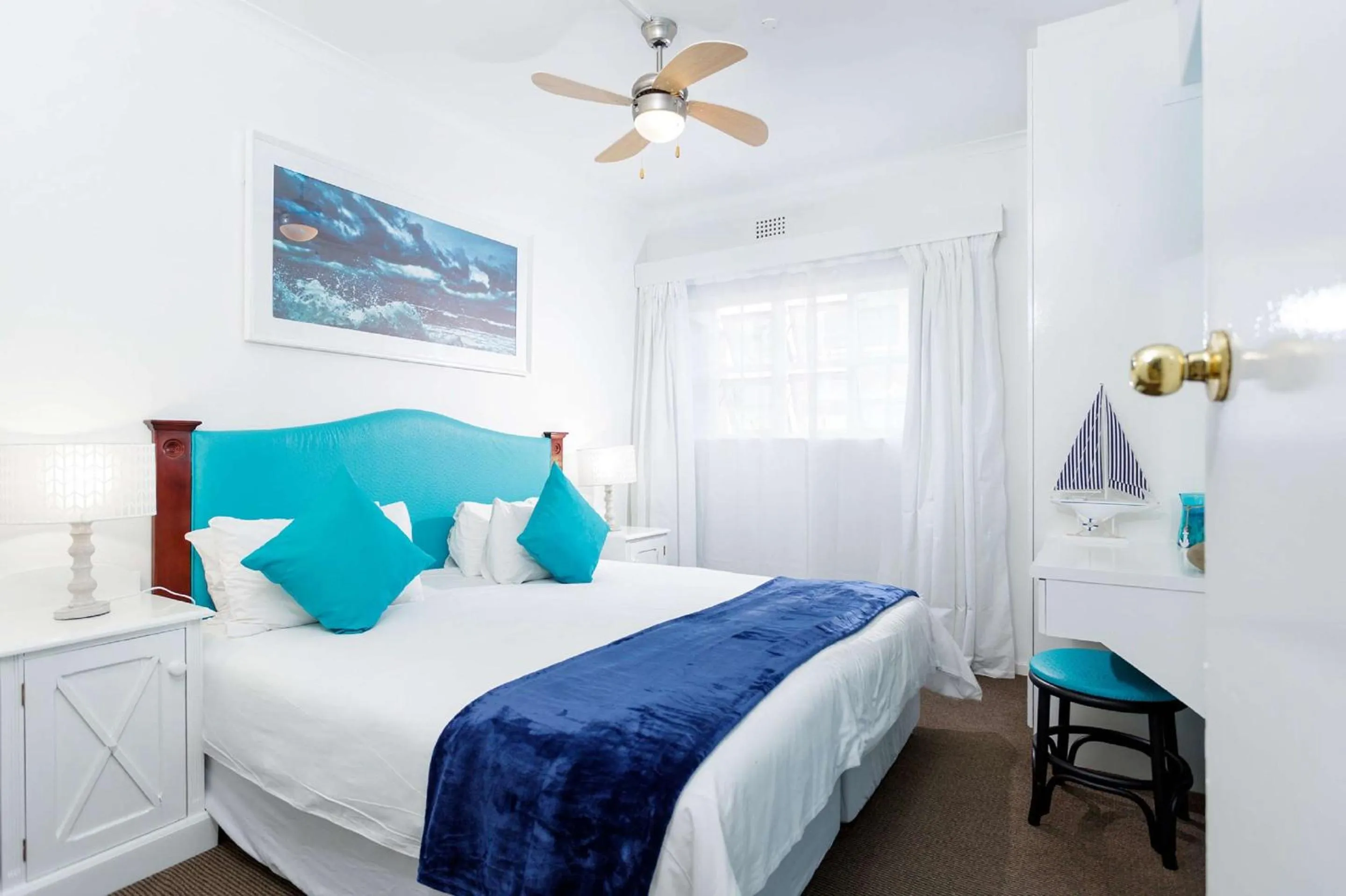 Photo of the whole room in Best Western Cape Suites Hotel