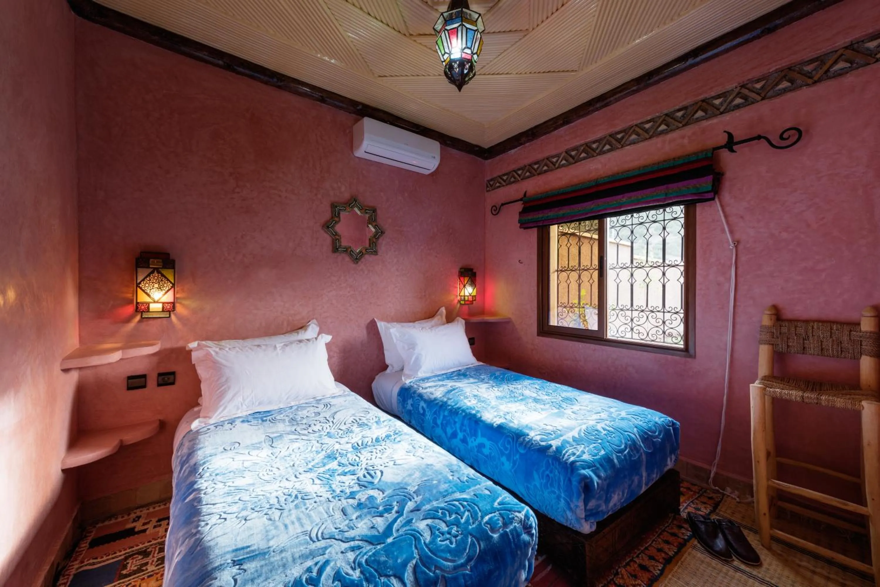 Bedroom, Bed in Ouirgane Ecolodge